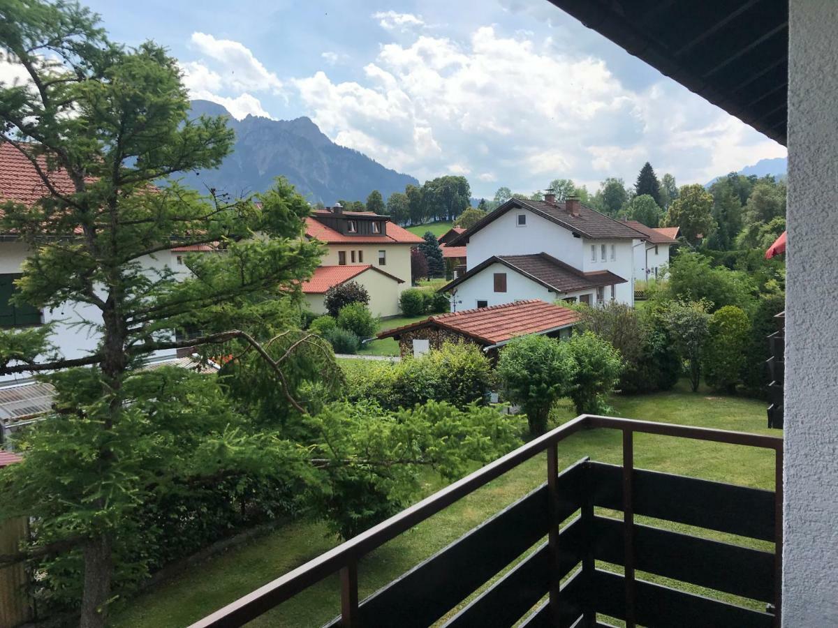 Ludwigslust - Ferienappartement Mit Bergblick Schwangau Exterior photo